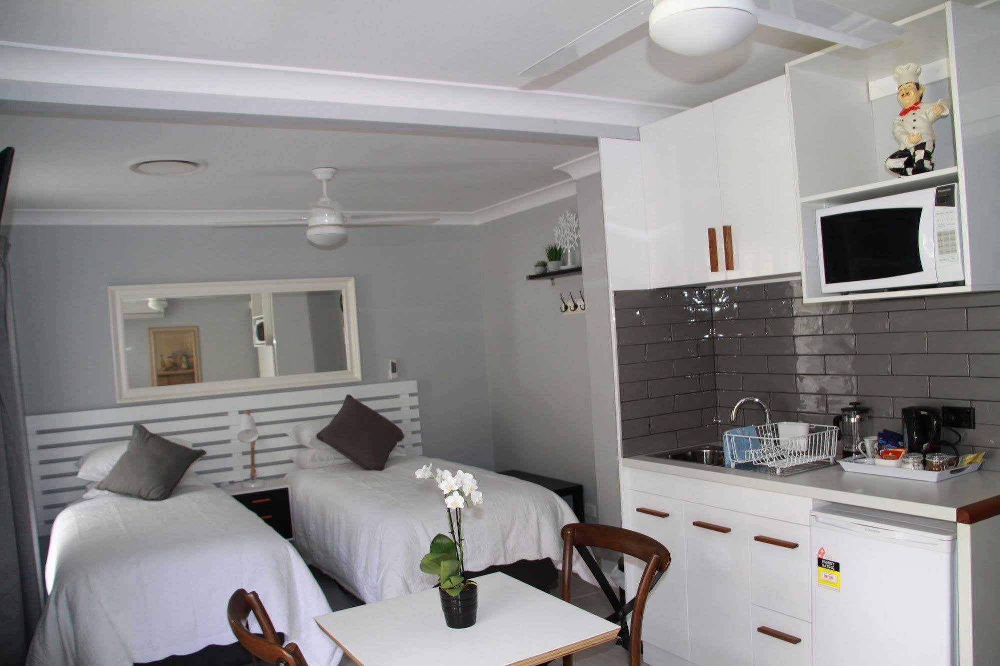 Paperbark Bed & Breakfast Бризбейн Екстериор снимка
