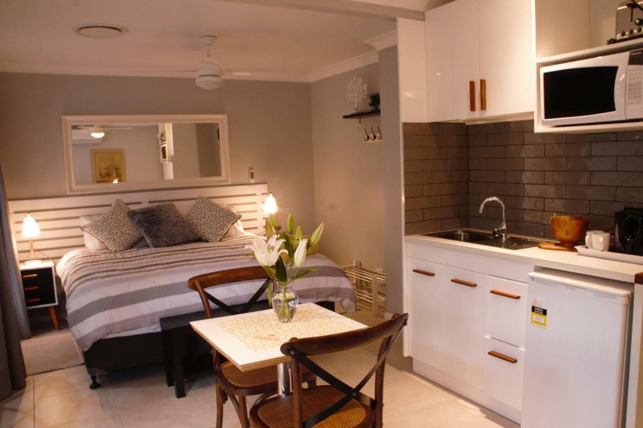 Paperbark Bed & Breakfast Бризбейн Екстериор снимка